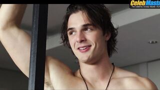 JACOB ELORDI NUDE/SEXY SCREENSHOT 3 IN THE KISSING BOOTH