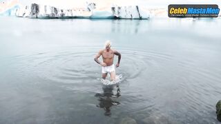 JUSTIN BIEBER NUDE/SEXY SCREENSHOT 4 IN I'LL SHOW YOU