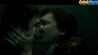 DANIEL RADCLIFFE AND PAUL DANO NUDE/SEXY SCENE IN SWISS ARMY MAN