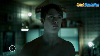 NICHOLAS GALITZINE AND CHRISTIANO DONATI NUDE/SEXY SCREENSHOT 3 IN LEGENDS