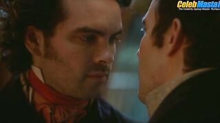 LUKE THOMPSON AND LUCAS AURELIO NUDE/SEXY SCENE IN BRIDGERTON