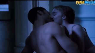 REGE-JEAN PAGE NUDE/SEXY SCENE IN BRIDGERTON