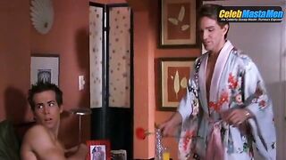 RYAN REYNOLDS NUDE/SEXY SCENE IN BUYING THE COW