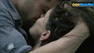 JON BERNTHAL NUDE/SEXY SCREENSHOT 4 IN THE WALKING DEAD