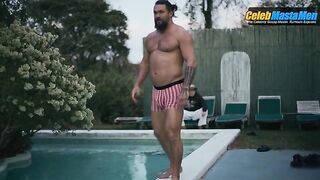 JASON MOMOA NUDE/SEXY SCREENSHOT 2 IN ON THE ROAM