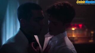 MANU RIOS AND OMAR AYUSO NUDE/SEXY SCENE IN ELITE