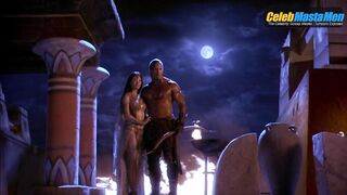 DWAYNE JOHNSON NUDE/SEXY SCREENSHOT 5 IN THE SCORPION KING