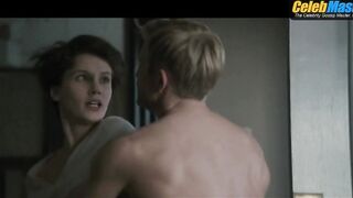 JEREMIE RENIER NUDE/SEXY SCREENSHOT 9 IN THE DOUBLE LOVER