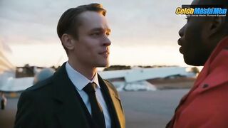 KHEON CLARKE AND THOMAS ELMS NUDE/SEXY SCREENSHOT 5 IN SKYMED