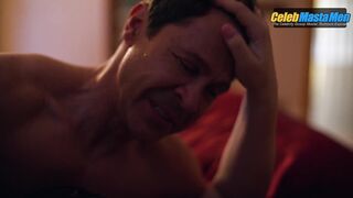 PAVEL DEREVYANKO NUDE/SEXY SCENE IN KAK DEREVYANKO CHEKHOVA IGRAL