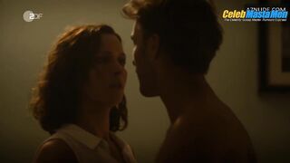 MAX WOELKY NUDE/SEXY SCREENSHOT 2 IN ROSAMUNDE PILCHER