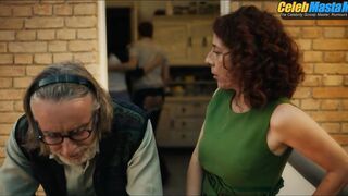 VICTOR LAMOGLIA NUDE/SEXY SCREENSHOT 9 IN NOBODY'S LOOKING