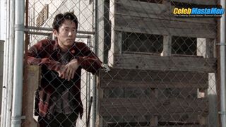 STEVEN YEUN NUDE/SEXY SCENE IN THE WALKING DEAD