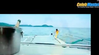EMRAAN HASHMI NUDE/SEXY SCREENSHOT 6 IN DIL TOH BACCHA HAI JI