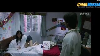 SHAHID KAPOOR NUDE/SEXY SCREENSHOT 3 IN TERI MERI KAHAANI