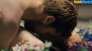 JACK REYNOR NUDE/SEXY SCREENSHOT 5 IN MIDSOMMAR