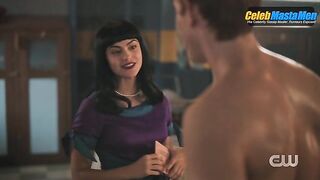 K.J. APA AND CHARLES MELTON AND DREW TANNER NUDE/SEXY SCENE IN RIVERDALE