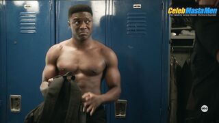 TRU VALENTINO NUDE/SEXY SCREENSHOT 3 IN THE ROOKIE