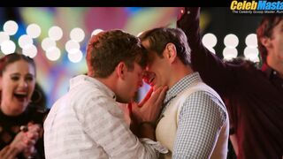 JUDD KROK AND EVAN HENGST NUDE/SEXY SCREENSHOT 10 IN THE KISSING BOOTH 2