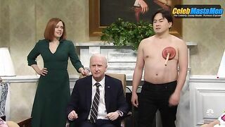 BOWEN YANG NUDE/SEXY SCENE IN SATURDAY NIGHT LIVE