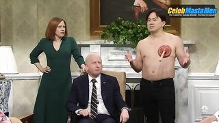 BOWEN YANG NUDE/SEXY SCENE IN SATURDAY NIGHT LIVE