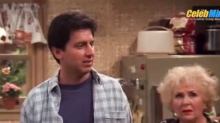 BRAD GARRETT NUDE/SEXY SCREENSHOT 2 IN EVERYBODY LOVES RAYMOND
