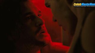 CHRIS ZYLKA AND KIT HARINGTON NUDE/SEXY SCREENSHOT 8 IN THE DEATH &AMP; LIFE OF JOHN F. DONOVAN