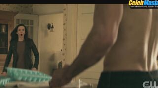 TYLER HOECHLIN NUDE/SEXY SCENE IN SUPERMAN & LOIS
