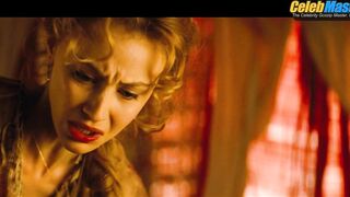 LUKE EVANS NUDE/SEXY SCENE IN DRACULA UNTOLD